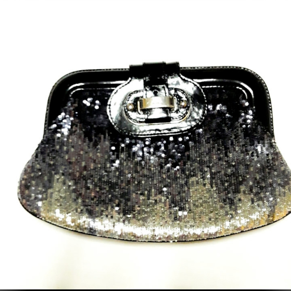 Rafē sequent clutch purse